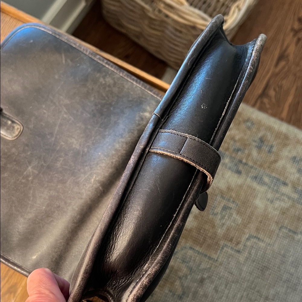 Vintage Coach Saddle Pouch Large, No. 9585 - Picture 8 of 11